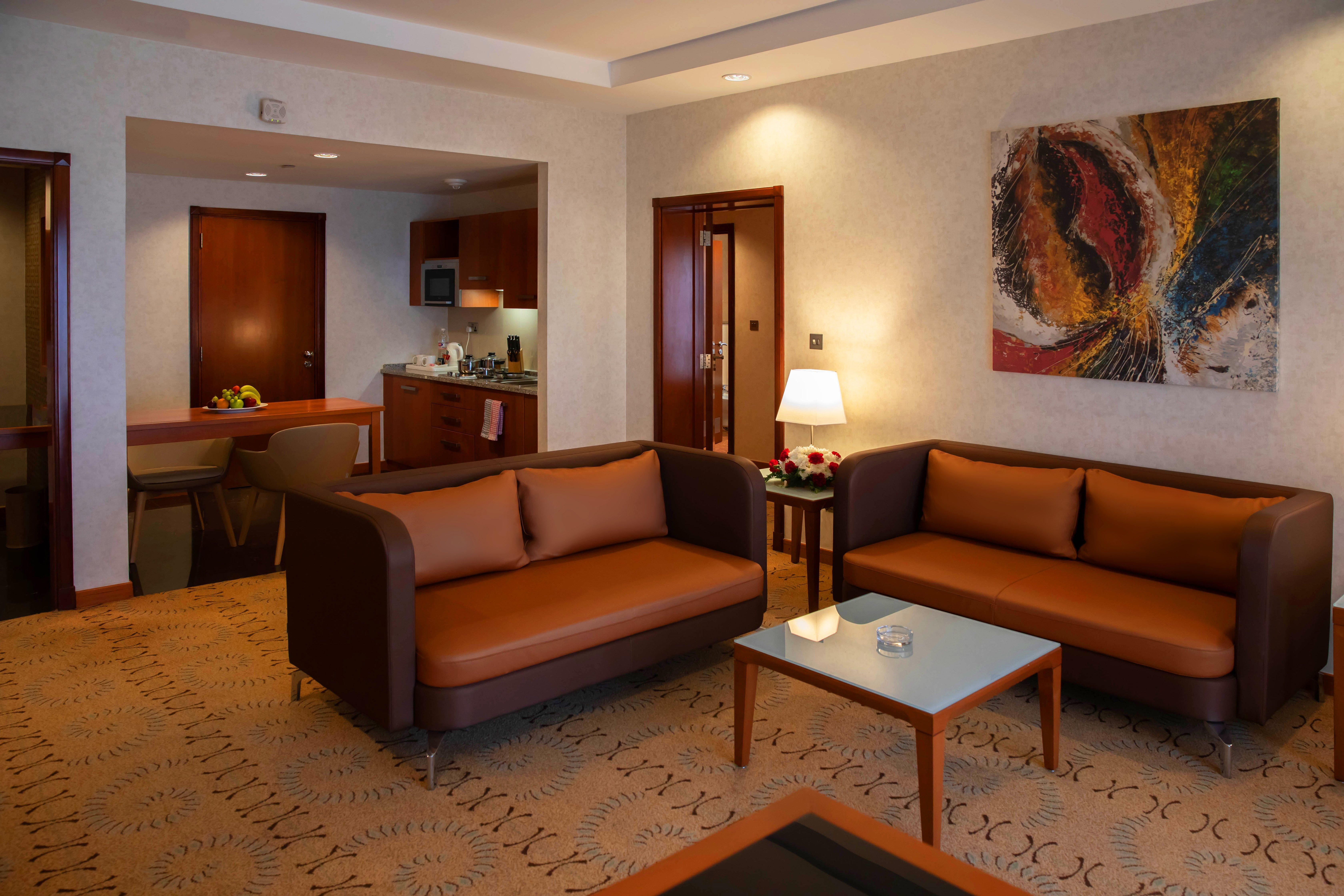 Holiday Inn - Suites Kuwait Salmiya By Ihg Kuwait City Eksteriør bilde