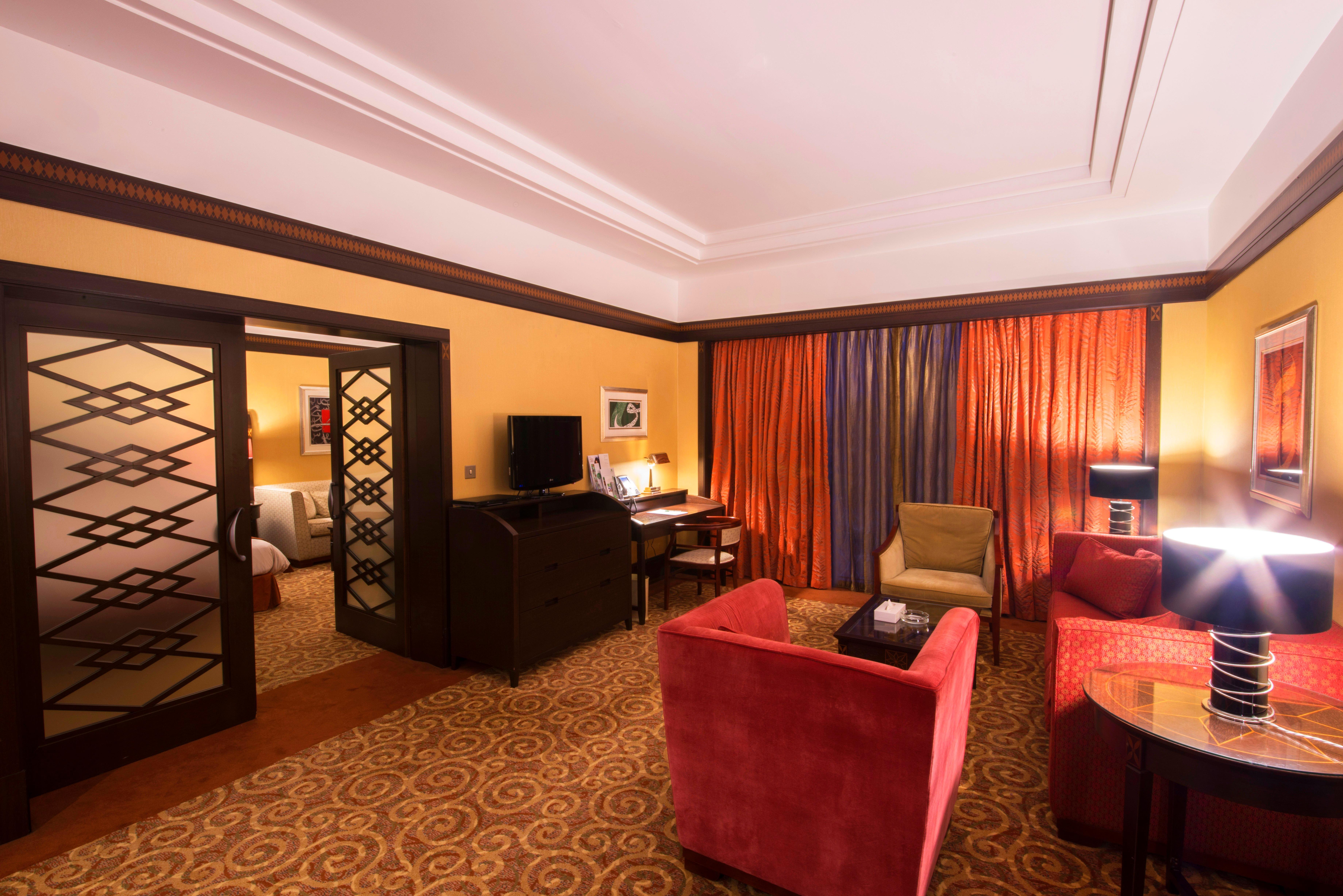 Holiday Inn - Suites Kuwait Salmiya By Ihg Kuwait City Eksteriør bilde
