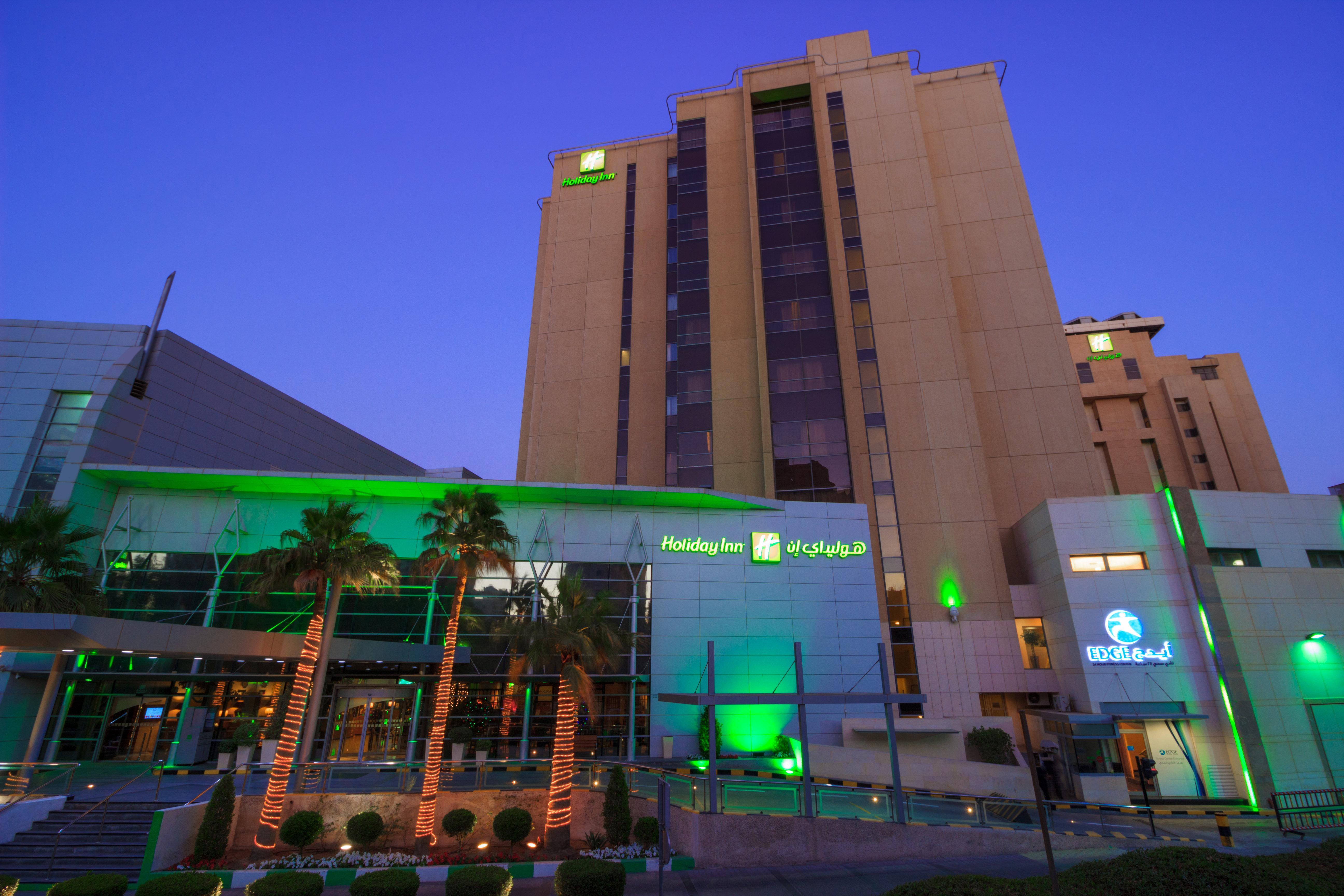 Holiday Inn - Suites Kuwait Salmiya By Ihg Kuwait City Eksteriør bilde