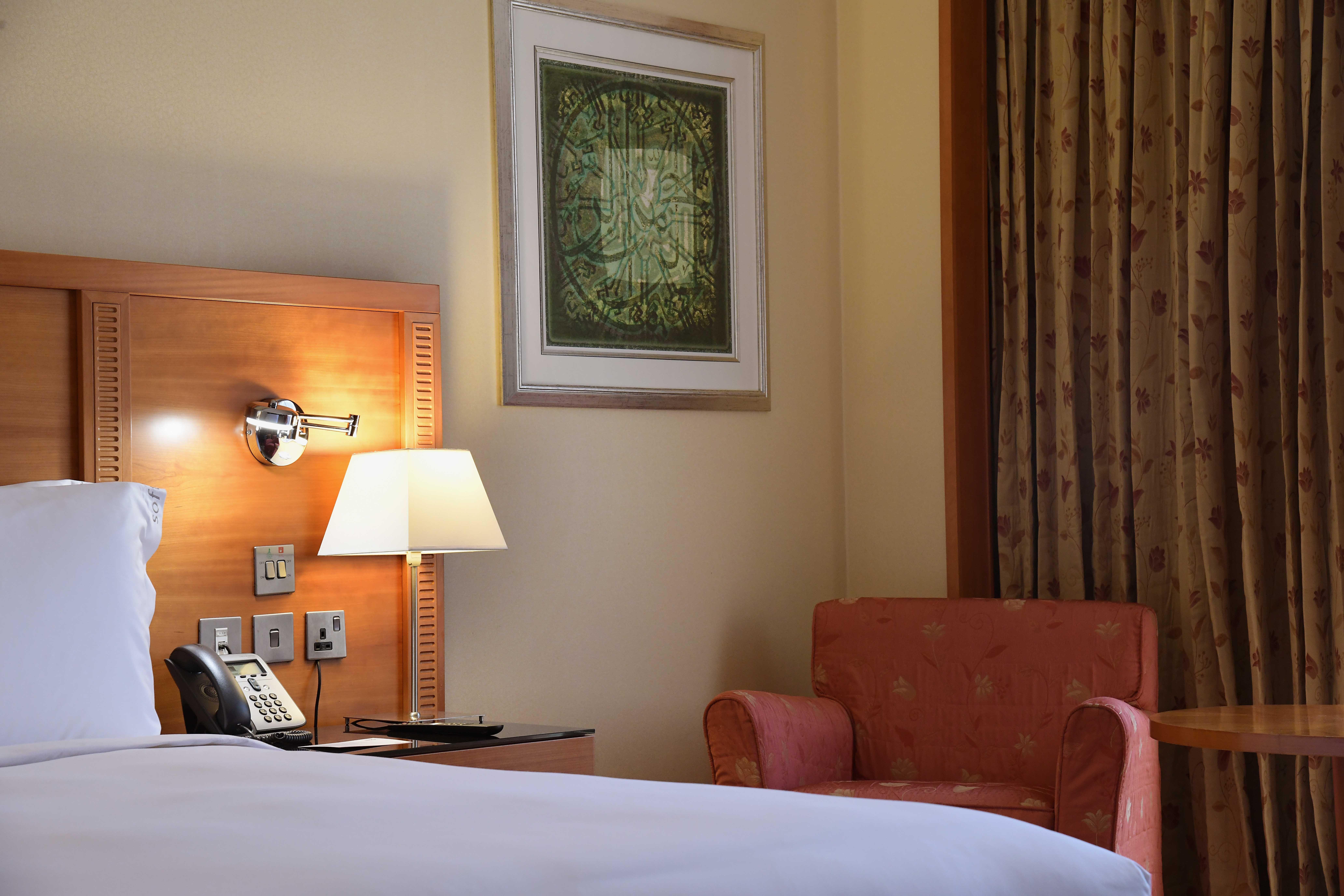 Holiday Inn - Suites Kuwait Salmiya By Ihg Kuwait City Eksteriør bilde